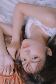 西厢艳淡
